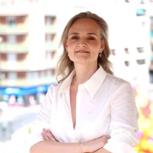 Araceli López-Guillén García